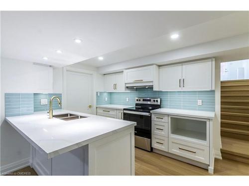 256 Ridge Drive, Milton, ON - Indoor Photo Showing Kitchen With Double Sink With Upgraded Kitchen