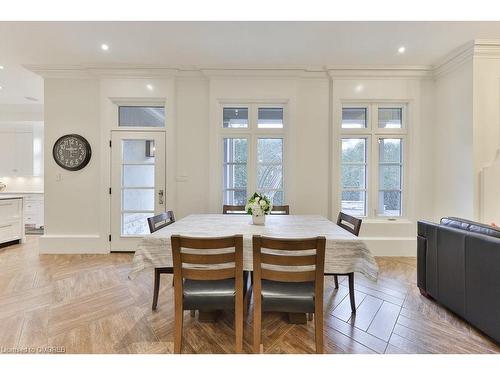 241 Roseland Crescent, Burlington, ON - Indoor Photo Showing Dining Room