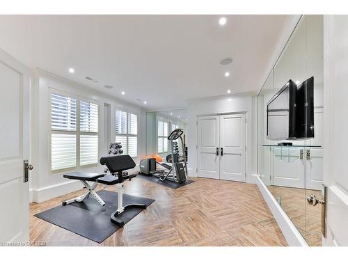 241 Roseland Crescent, Burlington, ON - Indoor Photo Showing Gym Room