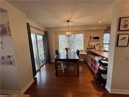 4241 Ingram Common, Burlington, ON - Indoor Photo Showing Dining Room