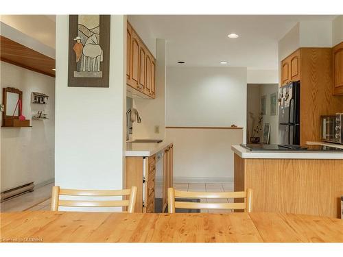 210 Radley Road, Mississauga, ON - Indoor Photo Showing Kitchen