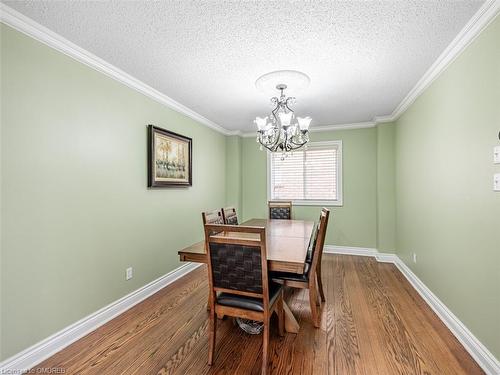 5930 Bassinger Place, Mississauga, ON - Indoor Photo Showing Dining Room