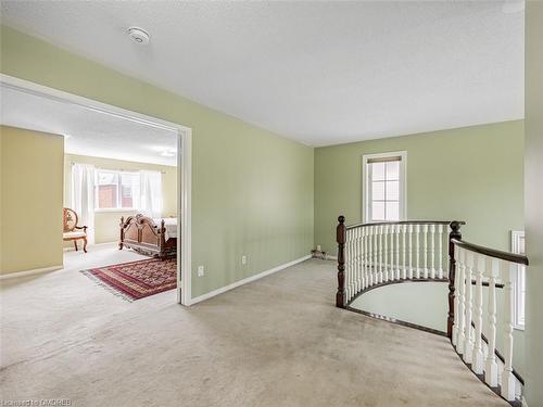 5930 Bassinger Place, Mississauga, ON - Indoor Photo Showing Other Room