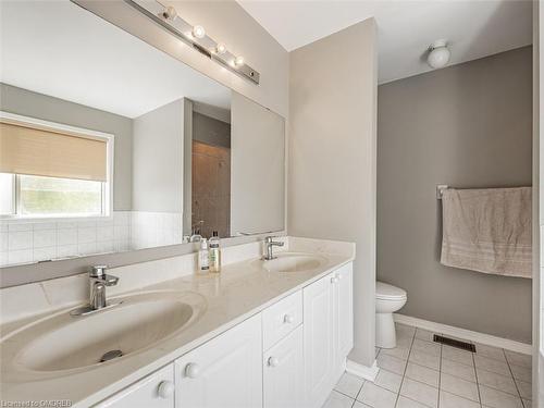 5930 Bassinger Place, Mississauga, ON - Indoor Photo Showing Bathroom