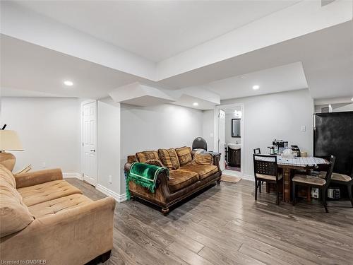 5930 Bassinger Place, Mississauga, ON - Indoor