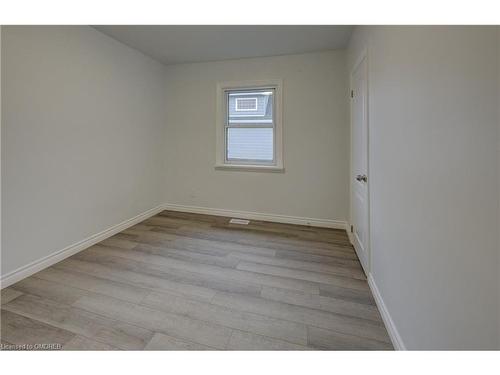 196 Queensdale Avenue E, Hamilton, ON - Indoor Photo Showing Other Room