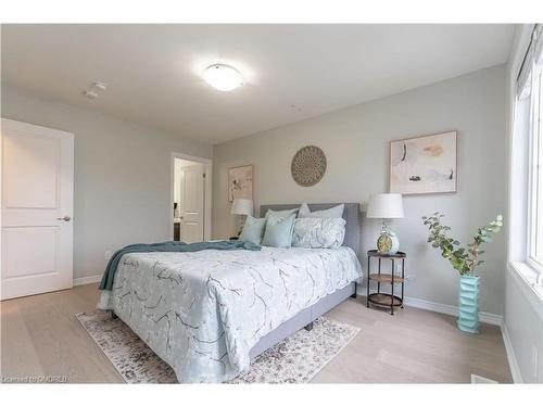 84 Haney Drive, Thorold, ON - Indoor Photo Showing Bedroom