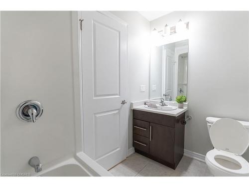 84 Haney Drive, Thorold, ON - Indoor Photo Showing Bathroom