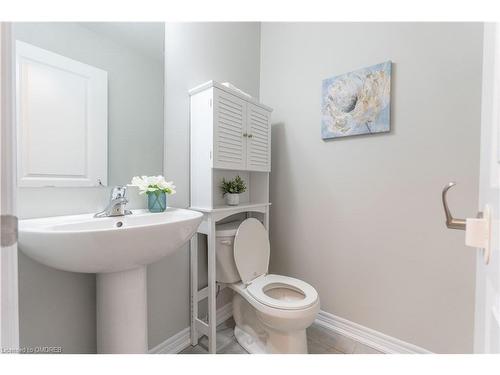 84 Haney Drive, Thorold, ON - Indoor Photo Showing Bathroom