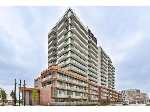 912-220 Missinnihe Way, Mississauga, ON - Outdoor With Facade