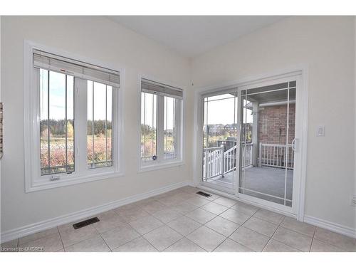 220 Mclaughlin Avenue, Milton, ON - Indoor Photo Showing Other Room