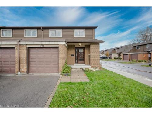 42-608 Pinedale Avenue, Burlington, ON - Outdoor With Facade