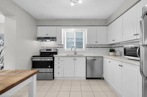 43 Law Drive, Guelph, ON - Indoor Photo Showing Kitchen With Stainless Steel Kitchen