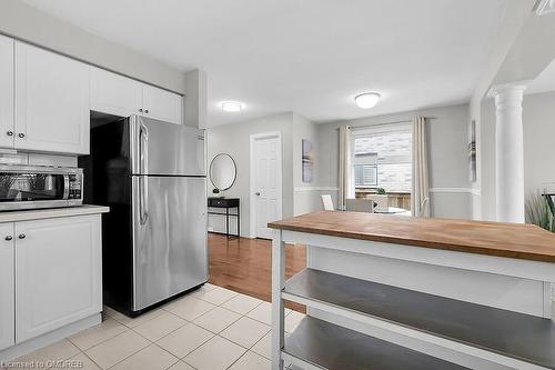 43 Law Drive, Guelph, ON - Indoor Photo Showing Kitchen