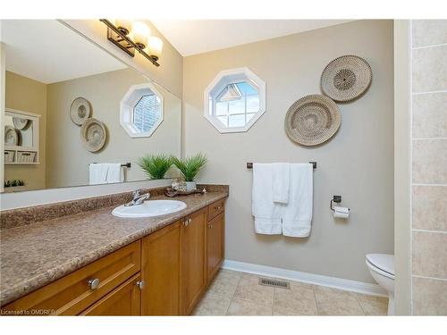 1326 Marshall Crescent, Milton, ON - Indoor Photo Showing Bathroom