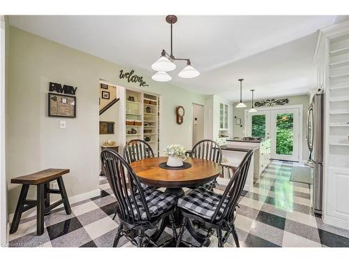 8181 Indian Trail, Eramosa, ON - Indoor Photo Showing Dining Room