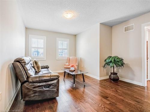 367 Emmett Landing, Milton, ON - Indoor