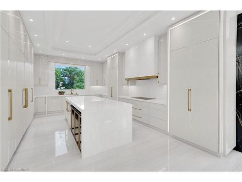 3232 Guelph Line, Burlington, ON - Indoor Photo Showing Kitchen