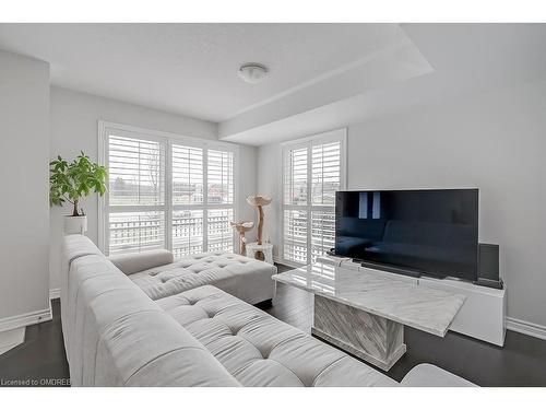 2509 Littlefield Crescent, Oakville, ON - Indoor Photo Showing Living Room