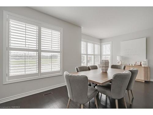 2509 Littlefield Crescent, Oakville, ON - Indoor Photo Showing Dining Room