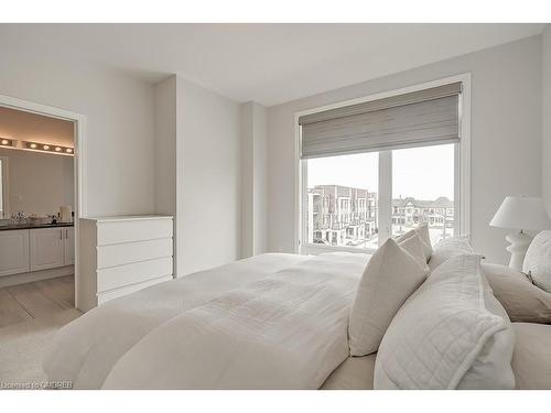 2509 Littlefield Crescent, Oakville, ON - Indoor Photo Showing Bedroom