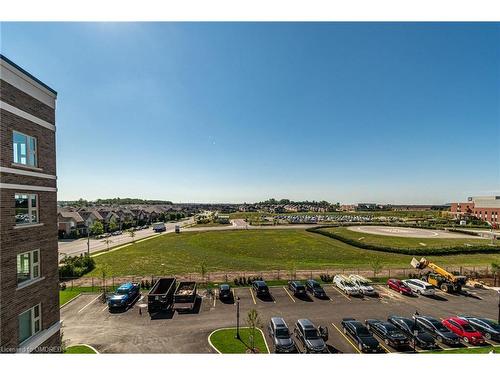 28-610 Farmstead Drive, Milton, ON - Outdoor With View