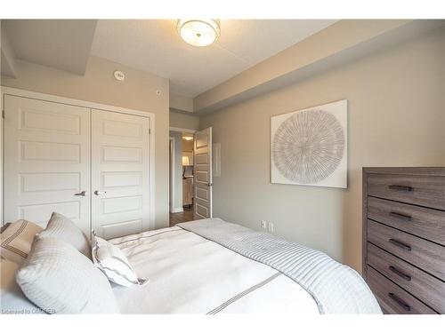 628-610 Farmstead Drive, Milton, ON - Indoor Photo Showing Bedroom