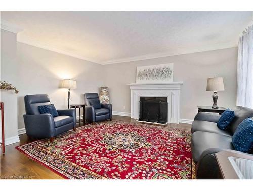 1195 Crestdale Road, Mississauga, ON - Indoor Photo Showing Living Room With Fireplace