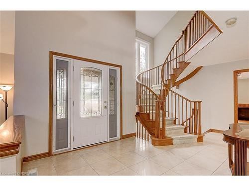 8 Bristol Sands Crescent, Uxbridge, ON - Indoor Photo Showing Other Room