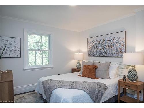 49 James Street, Milton, ON - Indoor Photo Showing Bedroom