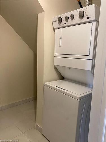 513-1581 Rose Way, Milton, ON - Indoor Photo Showing Laundry Room