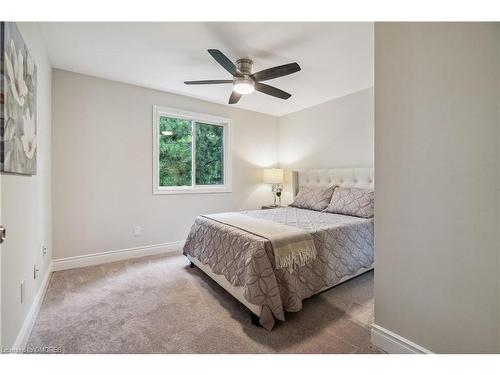 3-1513 Upper Middle Road, Burlington, ON - Indoor Photo Showing Bedroom