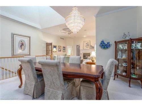 5-271 Riverview Place, Guelph, ON - Indoor Photo Showing Dining Room