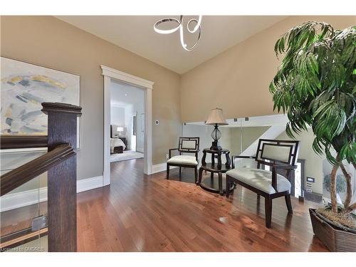 3168 Lakeshore Road W, Oakville, ON - Indoor