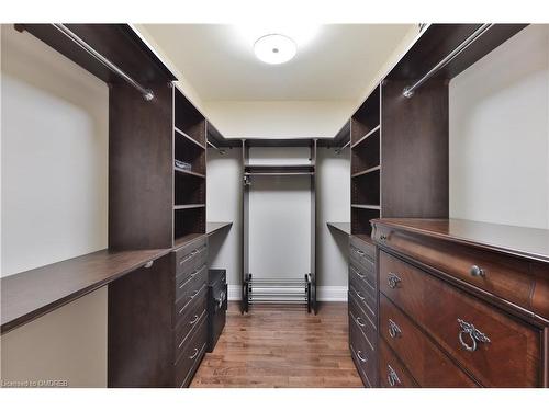 3168 Lakeshore Road W, Oakville, ON - Indoor With Storage