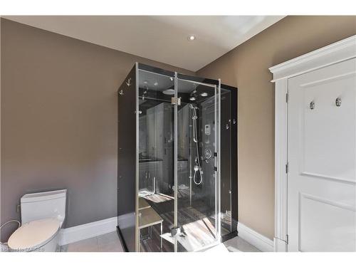 3168 Lakeshore Road W, Oakville, ON - Indoor Photo Showing Bathroom