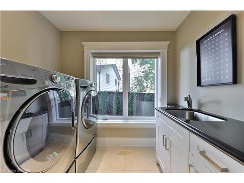 3168 Lakeshore Road W, Oakville, ON - Indoor Photo Showing Laundry Room