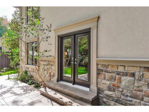 3168 Lakeshore Road W, Oakville, ON - Outdoor