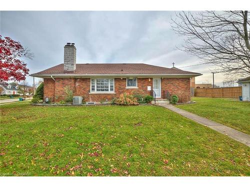 2 Woodgate Avenue, St. Catharines, ON - Outdoor