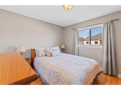 24 Quaker Road, Welland, ON - Indoor Photo Showing Bedroom