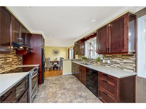 14360 Sixth Line, Halton Hills, ON - Indoor Photo Showing Kitchen With Double Sink