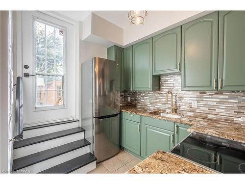 2-279 Main Street W, Hamilton, ON - Indoor Photo Showing Kitchen