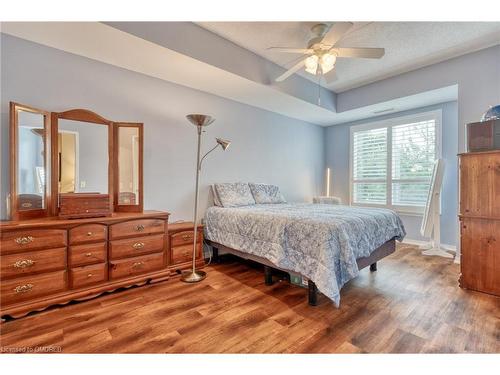 316-2085 Amherst Heights Drive, Burlington, ON - Indoor Photo Showing Bedroom