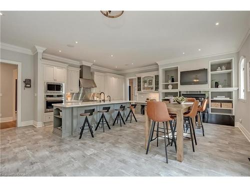 370 Poplar Drive, Oakville, ON 