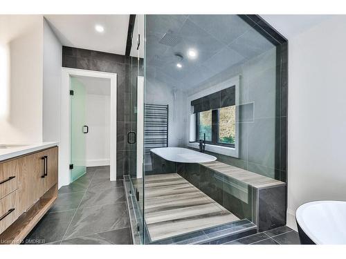 57 Joymar Drive, Mississauga, ON - Indoor Photo Showing Bathroom