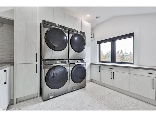 57 Joymar Drive, Mississauga, ON - Indoor Photo Showing Laundry Room