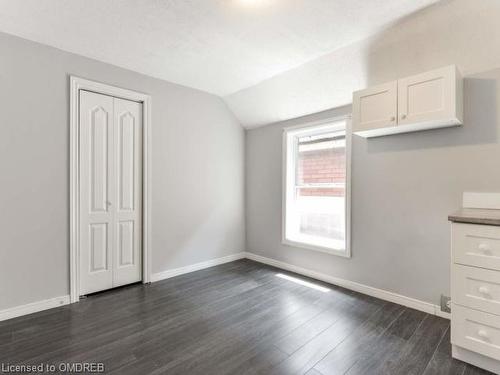 186 Sherman Avenue N, Hamilton, ON - Indoor Photo Showing Other Room