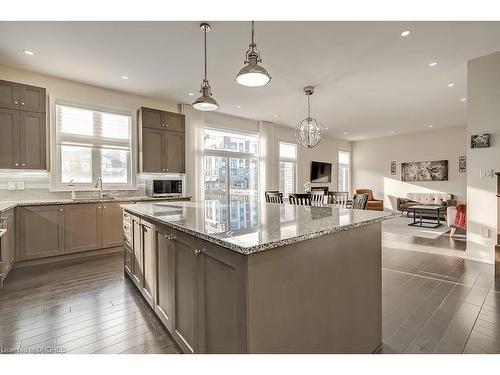 3186 Hines Drive, Oakville, ON 