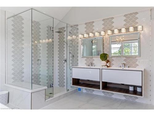 265 Woodale Avenue, Oakville, ON - Indoor Photo Showing Bathroom