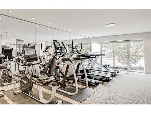 301-2190 Lakeshore Road, Burlington, ON - Indoor Photo Showing Gym Room